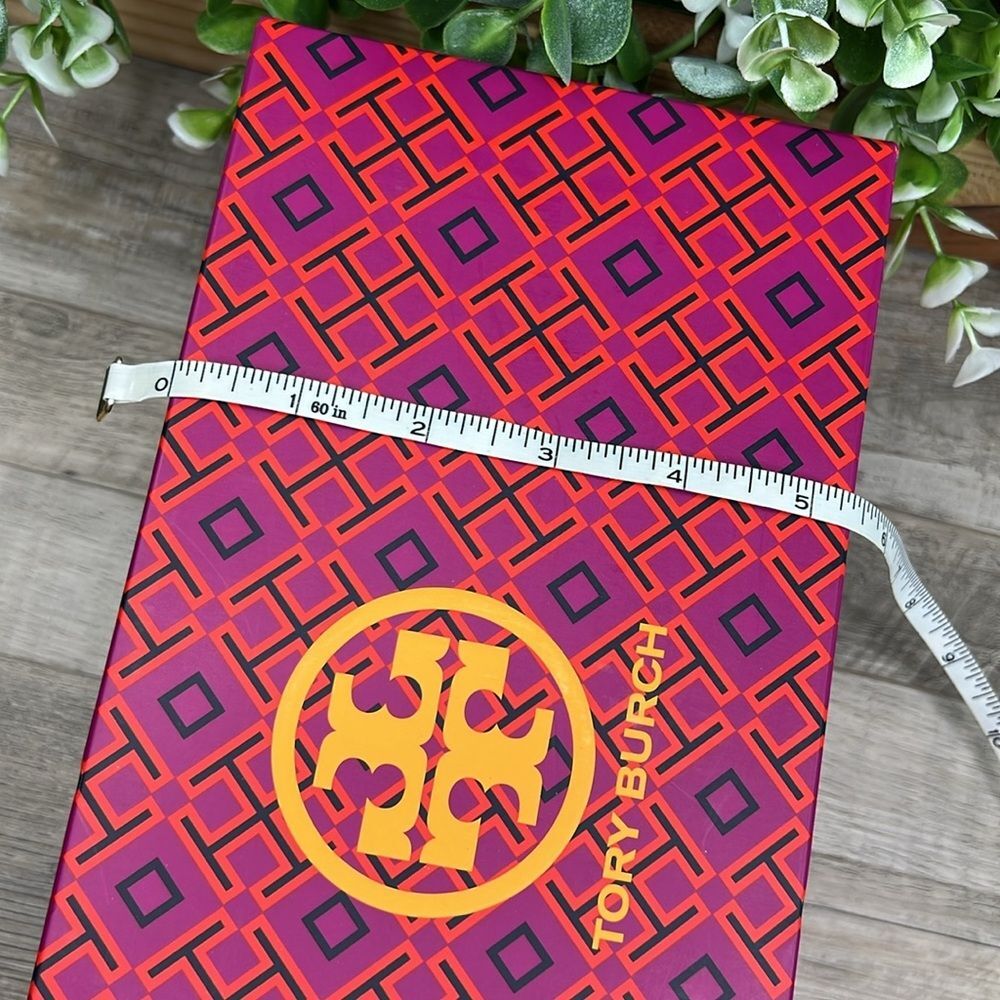 Tory Burch Shoe Box with Tissue Paper Gift Box / Decor - Picture 11 of 12